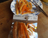 Foto del paso 4 de la receta: Bastoncitos de cáscara de naranja confitados (abrillantadaos)
