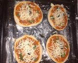 Une image de l'étape 1 de Mini pizzas, pâte magique et délicieuse.