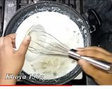 A picture of step 2 of Khoya kheer.