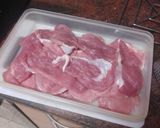 Foto del paso 4 de la receta: Solomillo de cerdo a la plancha con setas al ajillo y papas fritas