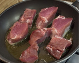 Foto del paso 1 de la receta: Solomillo en salsa al whisky
