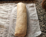 Foto del paso 7 de la receta: Pizza de hojaldre enrollada