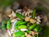 मटार कंरजी (Matar Karanji Recipe In Marathi)