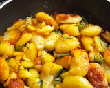 Foto del paso 4 de la receta: Patatas fritas al romero
