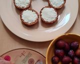 Foto del paso 3 de la receta: Canastitas fit de avena y banana con ciruelas "gotita de miel"