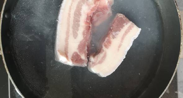 1 หมูกรอบรีดน้ำมัน (Airfryer)⭐