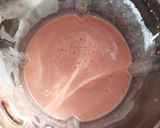 Foto del paso 2 de la receta: Frozen de yogurt, banana🍌 y frutilla 🍓