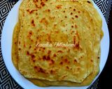 A picture of step 6 of Square paratha.
