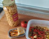 Foto del paso 2 de la receta: Ensalada con sardinillas 🥬