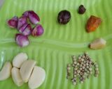 Foto langkah ke 1 dari resep Semur ayam kampung.