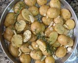 Foto do passo 2 de Batata Bolinha assada