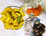 海鮮南瓜濃湯的食譜步驟1照片
