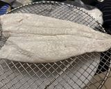 A picture of step 1 of Pan Fried Fish with Basil Lemon Sauce.