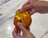 A picture of step 10 of Pumpkin donuts.
