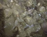 A picture of step 4 of Capsicum chicken mint gravy.