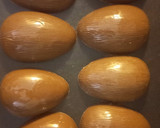Foto del paso 2 de la receta: Huevo de Pascua de Chocolate