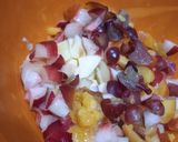صورة لخطوة 1 من وصفة Salade de fruits 🍏🍇🍑 سلاطة الفواكه