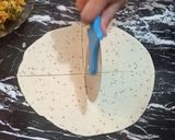 A picture of step 7 of Aloo(potato) samosa.