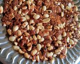 गुड़ की चिक्की (gur ki chikki recipe in Hindi) रेसिपी चरण 7 फोटो