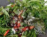 Foto langkah ke 3 dari resep Oseng kangkung tofu.