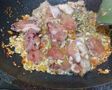 Foto langkah ke 3 dari resep Ga Xao Sa Ot (Tumis Ayam Sereh Cabe) Khas Vietnam.