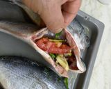 Φωτογραφία βήματος 5 της συνταγής Μελανούρια στο φούρνο με λαχανικά στην λαδόκολλα Αντώνης