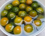 Hình bước làm 1 của món Mứt tắc (quất)