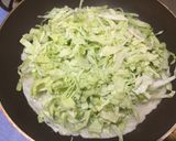 A picture of step 4 of Japanese Pancake ‘Okonomiyaki ‘.