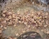 A picture of step 3 of Chicken Stuffed Karela Recipe.