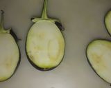 A picture of step 2 of Tawa baigun fry.