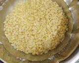 A picture of step 1 of सात्विक मुग डाळ वरण.