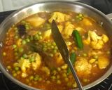 A picture of step 4 of Cauliflower Sabji/Aloo-Phulkopir Dalna: Typical Bengali Style (No Onion-Garlic).
