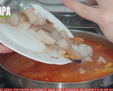 Foto del paso 9 de la receta: Guiso de rape y langostinos