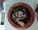 A picture of step 5 of Ginger Muton handi.