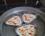 खट्टा प्लेट ढोकला Khatta Plate Dhokla recipe in hindi) रेसिपी चरण 2 फोटो