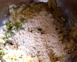 પકોડા કઢી (Pakoda Kadhi Recipe In Gujarati) રેસીપી સ્ટેપ2ફોટો