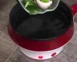 Gambar langkah 2 resipi HotPot Tomyam Leher Ayam.