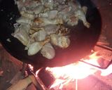 Foto del paso 1 de la receta: Pollo al disco con verdeo y crema