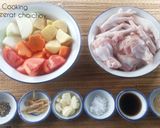 รูปขั้นตอนการทำที่ 1 ของ ต้มซุปไก่กับมันฝรั่ง