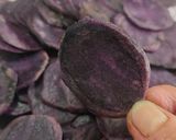Foto del passaggio 2 della ricetta Patate viola al sale aromatizzato