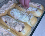 Foto del paso 5 de la receta: La salchicha fresca que quería ser hot dog (Que la envidia es muy mala)