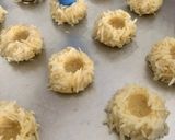 Foto langkah ke 4 dari resep Nutella Cheese Thumbprint Cookies.