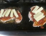 Foto del paso 4 de la receta: Pollo a la pizza en la plancha