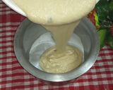 A picture of step 1 of Samolina chocochip wheat flour cake.