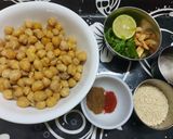 A picture of step 1 of Chickpea Hummus.