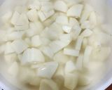 A picture of step 2 of Ginataang Bilo Bilo.