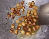 A picture of step 5 of Sapodilla Laddoo.