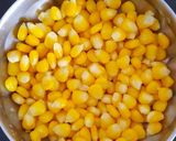 A picture of step 1 of Sweet corn salad.
