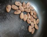 गेहूं के आटे की ब्राउनी (gehu ke aate ki brownie recipe in Hindi) रेसिपी चरण 1 फोटो
