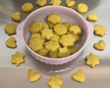 A picture of step 15 of Avocado Biscuits.